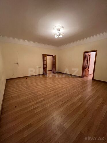 Сдаётся 5-комн. офис 160 м², м. Низами, photo 18 from 24