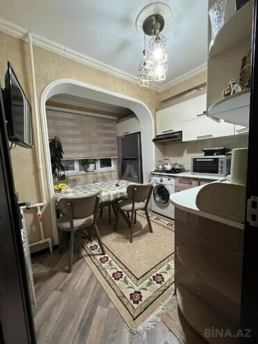 Продаётся 2-комн. вторичка 65 м², пос. Ени Гюнешли, photo 4 from 13