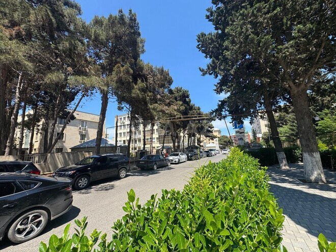 Satılır  obyekt 530 m², Bakıxanov q., photo 1 from 22