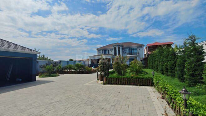 Сдаётся 5-комн. дом/дача 300 м², пос. Новханы, photo 1 from 25