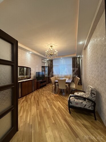 Satılır 3 otaqlı yeni tikili 125 m², İnşaatçılar m., photo 1 from 16
