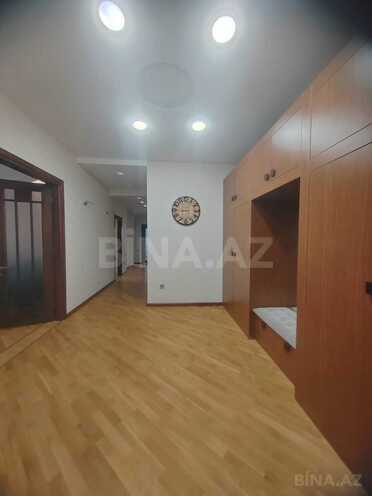 Сдаётся 3-комн. новостройка 150 м², м. Низами, photo 11 from 17