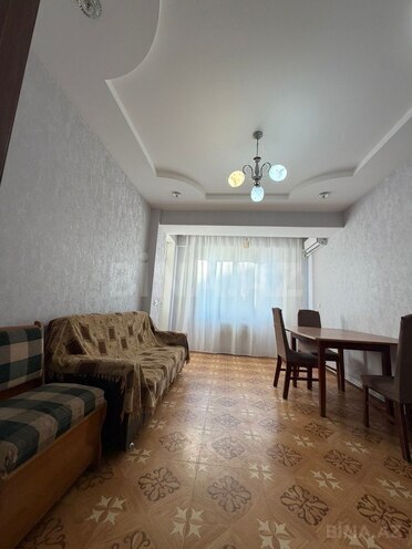 Сдаётся 2-комн. новостройка 60 м², м. Ази Асланов, photo 1 from 8