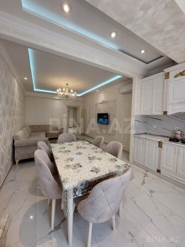 İcarəyə verilir 3 otaqlı yeni tikili 111 m², İnşaatçılar m., photo 1 from 21