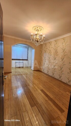 Satılır 4 otaqlı köhnə tikili 95 m², Bakıxanov q., photo 4 from 8