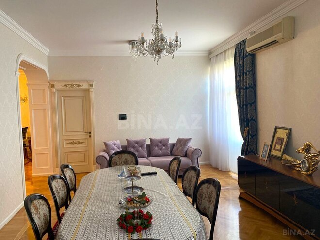 Satılır 6 otaqlı həyət evi/bağ evi 550 m², Azadlıq Prospekti m., photo 13 from 30