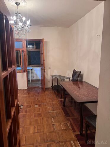 Satılır 3 otaqlı köhnə tikili 75 m², Xalqlar Dostluğu m., photo 5 from 13