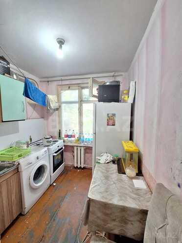 Satılır 2 otaqlı köhnə tikili 50 m², İnşaatçılar m., photo 5 from 14