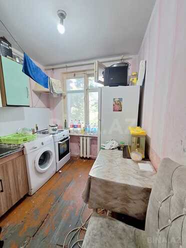 Satılır 2 otaqlı köhnə tikili 50 m², İnşaatçılar m., photo 4 from 14