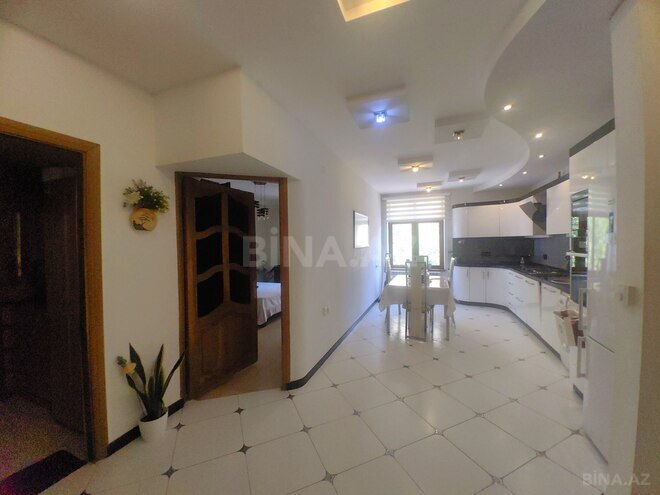 Продаётся 3-комн. вторичка 114 м², м. Ичеришехер, photo 19 from 28