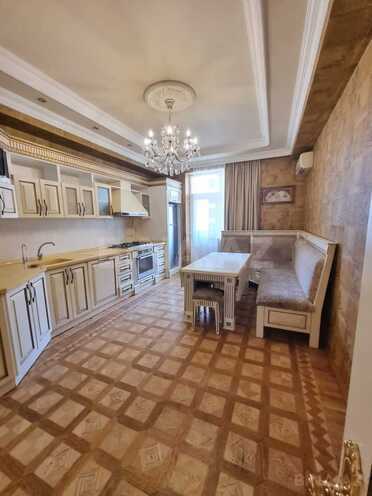 Продается 4-комн. новостройка 193 м², м. 28 мая, photo 7 from 24