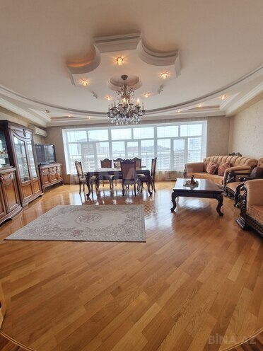 Satılır 4 otaqlı yeni tikili 190 m², Azadlıq Prospekti m., photo 1 from 11