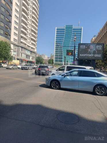 Satılır 2 otaqlı köhnə tikili 40 m², Nizami m., photo 18 from 19