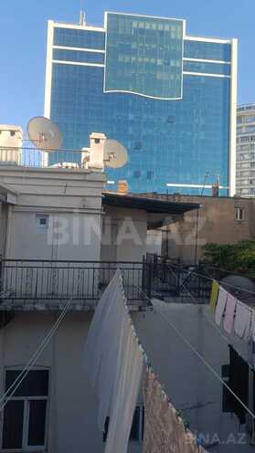 Satılır 2 otaqlı köhnə tikili 40 m², Nizami m., photo 17 from 19