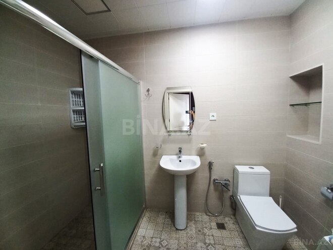 Сдаётся 2-комн. новостройка 65 м², м. 8 ноября, photo 10 from 12