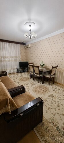 Satılır 2 otaqlı köhnə tikili 65 m², Xalqlar Dostluğu m., photo 3 from 8