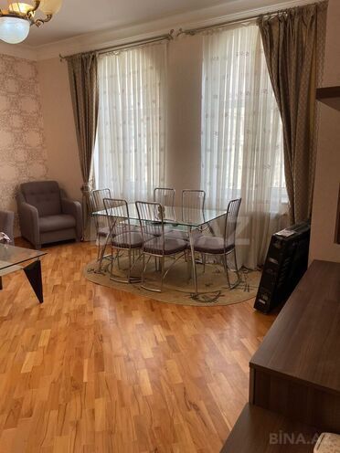 İcarəyə verilir 3 otaqlı köhnə tikili 78 m², Sahil m., photo 5 from 31