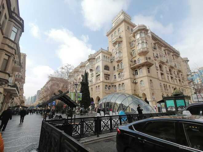 İcarəyə verilir 3 otaqlı köhnə tikili 78 m², Sahil m., photo 1 from 31