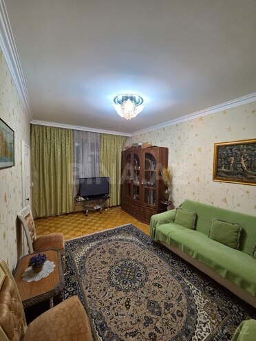 Satılır 3 otaqlı köhnə tikili 70 m², Memar Əcəmi m., photo 1 from 10