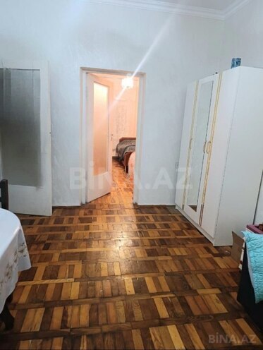 İcarəyə verilir 2 otaqlı köhnə tikili 55 m², 28 May m., photo 1 from 10