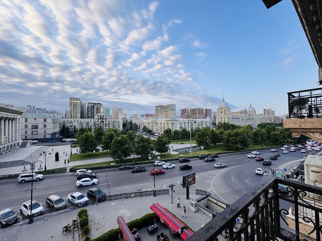 Satılır 3 otaqlı köhnə tikili 70 m², Nizami m., photo 17 from 19