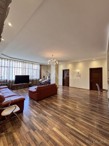 Продаётся 4-комн. новостройка 211 м², м. 8 ноября, photo 5 from 18