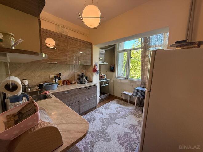 Satılır 3 otaqlı köhnə tikili 85 m², Xalqlar Dostluğu m., photo 12 from 20