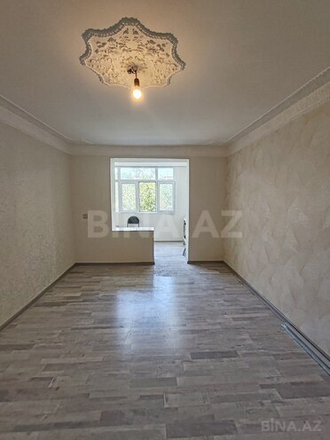 Satılır 3 otaqlı köhnə tikili 55 m², İnşaatçılar m., photo 3 from 12