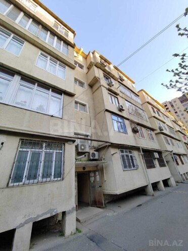 Продаётся 3-комн. вторичка 70 м², м. Ази Асланов, photo 1 from 9