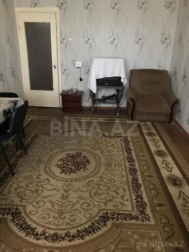 Сдаётся 3-комн. вторичка 80 м², м. Иншаатчылар, photo 1 from 11