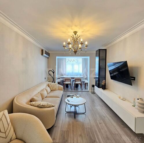 Satılır 2 otaqlı köhnə tikili 45 m², Memar Əcəmi m., photo 1 from 10