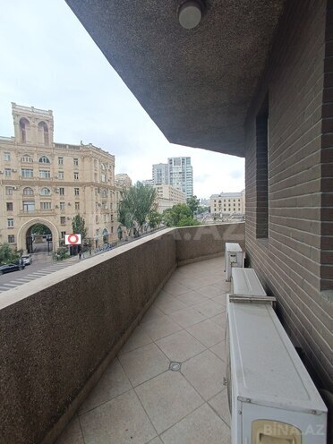İcarəyə verilir 4 otaqlı ofis 157 m², 28 May m., photo 20 from 23