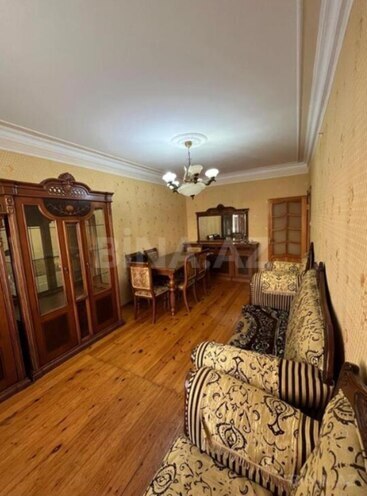 Satılır 3 otaqlı köhnə tikili 70 m², Həzi Aslanov q., photo 4 from 17
