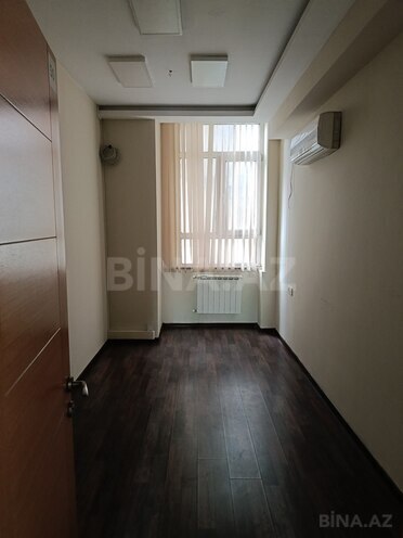 İcarəyə verilir 5 otaqlı ofis 236 m², 28 May m., photo 16 from 20