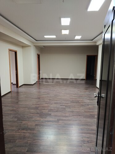 İcarəyə verilir 5 otaqlı ofis 236 m², 28 May m., photo 4 from 20