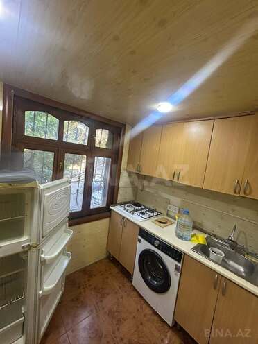 İcarəyə verilir 2 otaqlı köhnə tikili 70 m², photo 5 from 8