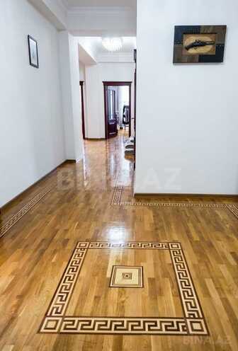 İcarəyə verilir 3 otaqlı yeni tikili 170 m², 28 May m., photo 8 from 12