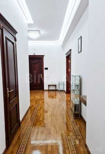 İcarəyə verilir 3 otaqlı yeni tikili 170 m², 28 May m., photo 11 from 12