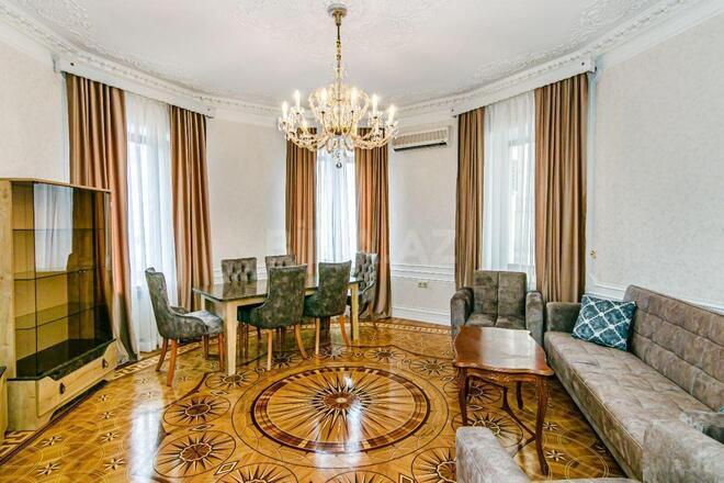 İcarəyə verilir 4 otaqlı köhnə tikili 120 m², Sahil m., photo 6 from 32