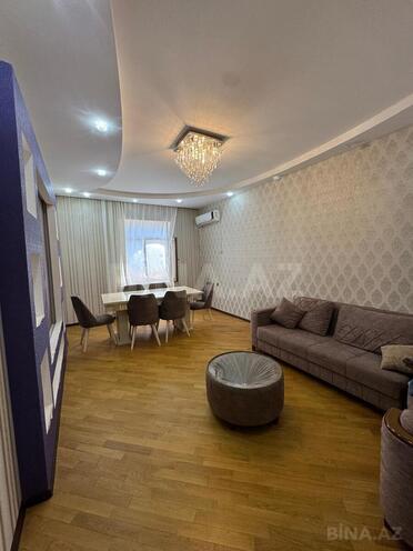Продаётся 2-комн. новостройка 76 м², Абшеронcкий  р., photo 1 from 10
