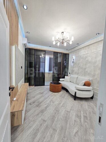 Продаётся 2-комн. новостройка 55 м², м. Ази Асланов, photo 1 from 12