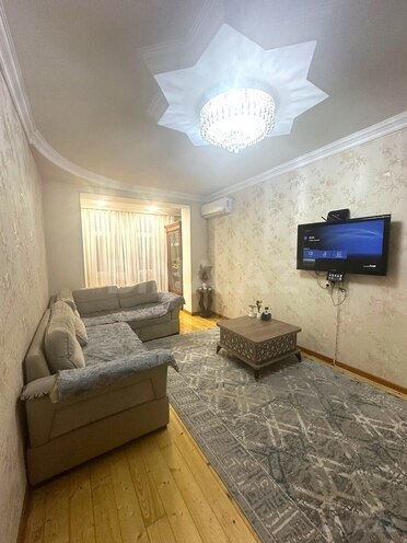 Satılır 4 otaqlı köhnə tikili 120 m², Xətai r., photo 1 from 21