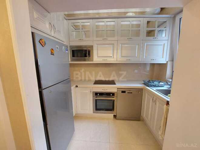 Сдаётся 3-комн. новостройка 95 м², м. Низами, photo 9 from 13