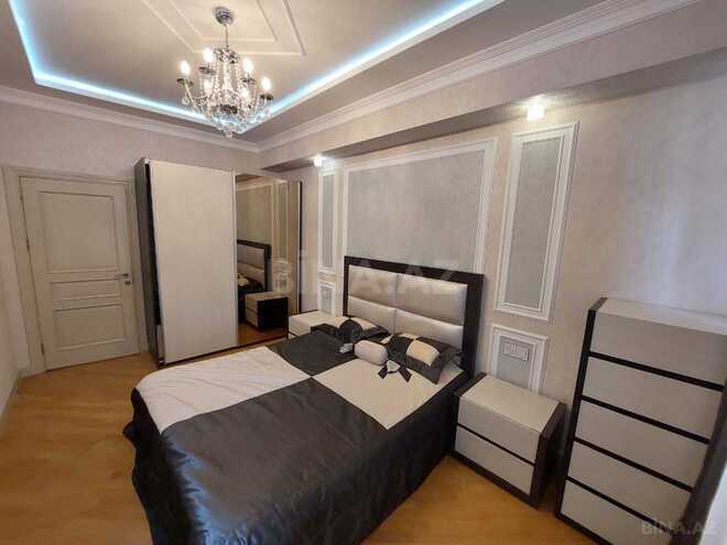 Сдаётся 3-комн. новостройка 95 м², м. Низами, photo 7 from 13