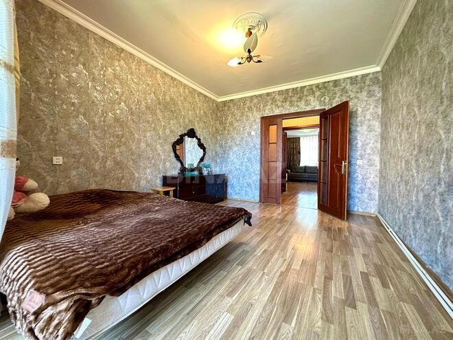 Satılır 4 otaqlı köhnə tikili 110 m², Qara Qarayev m., photo 6 from 19