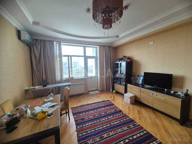 Сдаётся 2-комн. новостройка 70 м², м. Кара Караев, photo 1 from 18