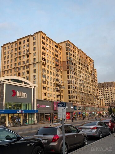 Продаётся 3-комн. новостройка 123 м², м. Иншаатчылар, photo 1 from 24