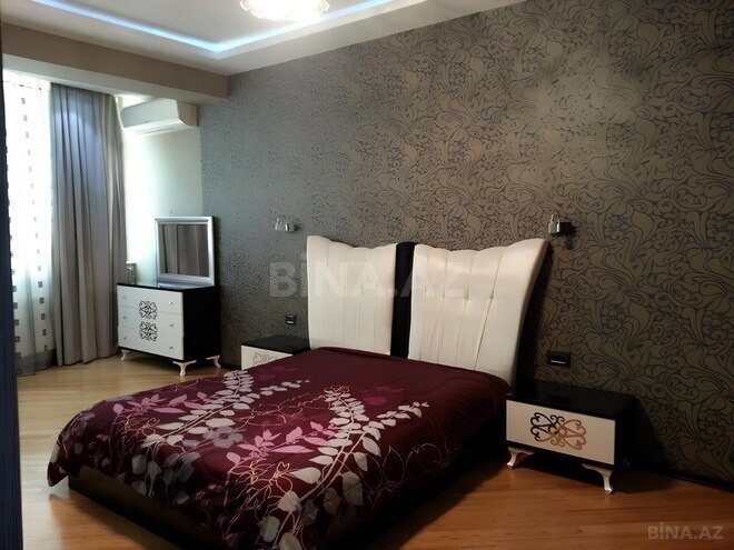 Сдаётся 3-комн. новостройка 165 м², м. Низами, photo 10 from 18