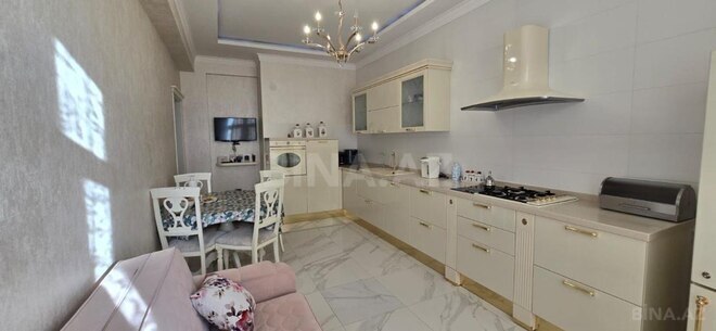 İcarəyə verilir 3 otaqlı yeni tikili 137 m², Nizami m., photo 8 from 10