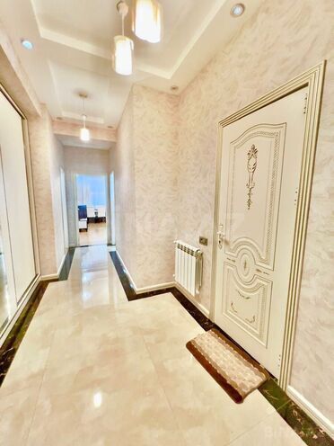 Продаётся 2-комн. новостройка 74 м², м. Кара Караев, photo 11 from 16